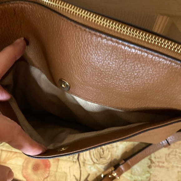 MICHAEL KORS CROSSBODY Brown LEATHER MK SHOULDERBAG VNTG - Picture 3 of 7